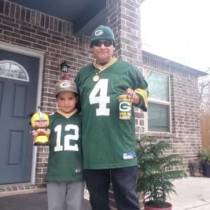 Meet your Posher, Andres